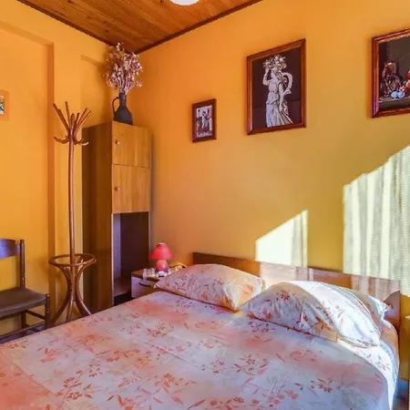 Blamax With Terrace And Sea View * Mali Lošinj