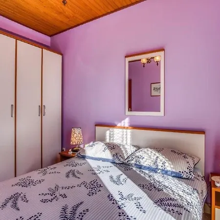 Blamax With Terrace And Sea View Apartment Mali Losinj