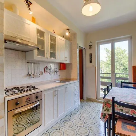 Apartment Blamax With Terrace And Sea View